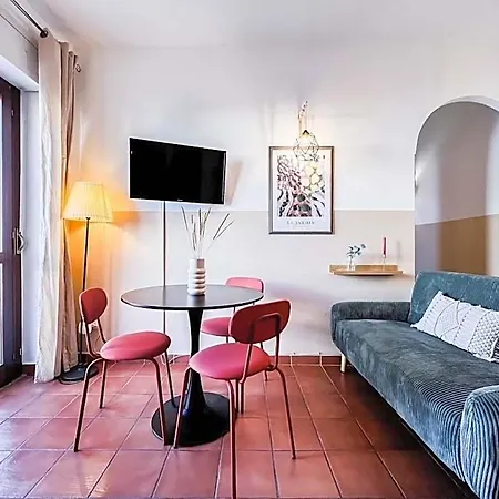 Monte Nero 9a Appartement *